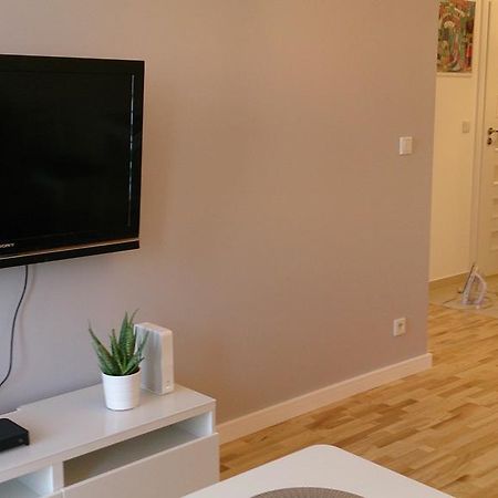 קטוביץ 1 Bedroom Francuska Park Apartment מראה חיצוני תמונה