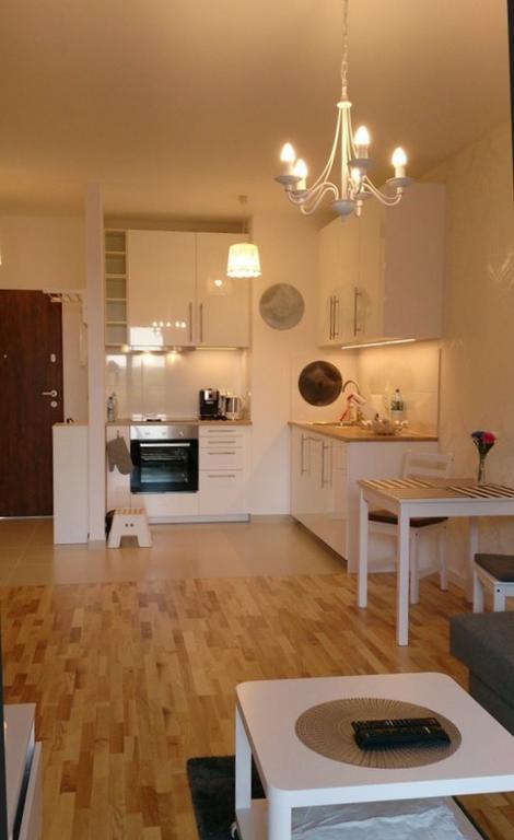 קטוביץ 1 Bedroom Francuska Park Apartment מראה חיצוני תמונה